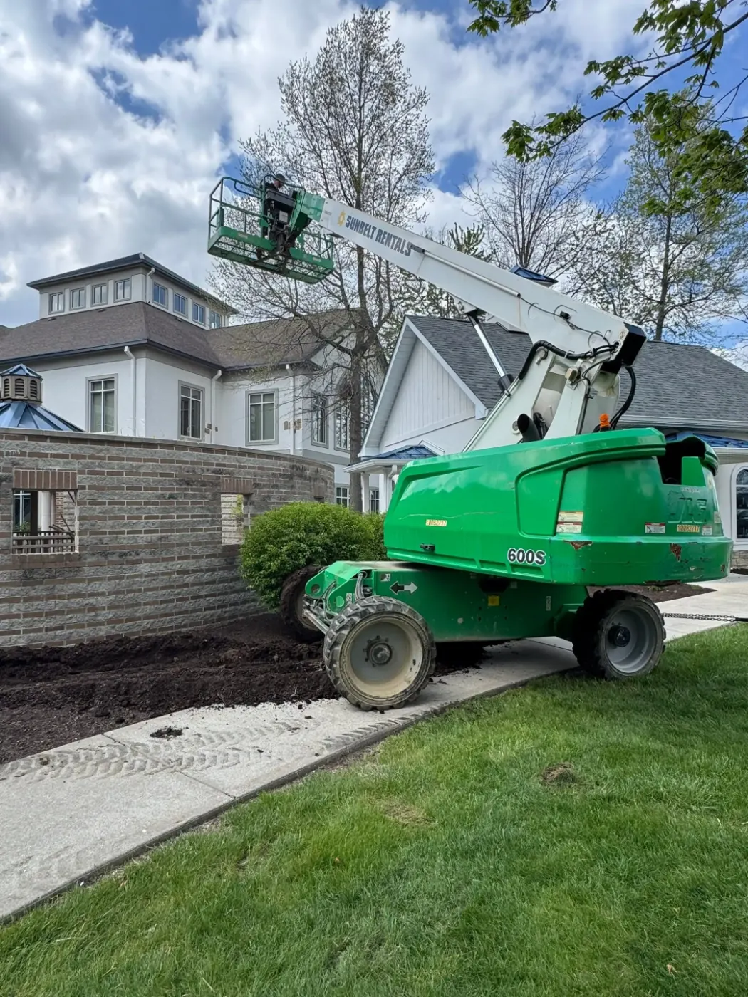 Commercial roof inspection documented in Shelbyville